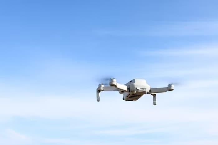 Exploring the Magic of Drones in the Night Sky with Stunning Light Displays